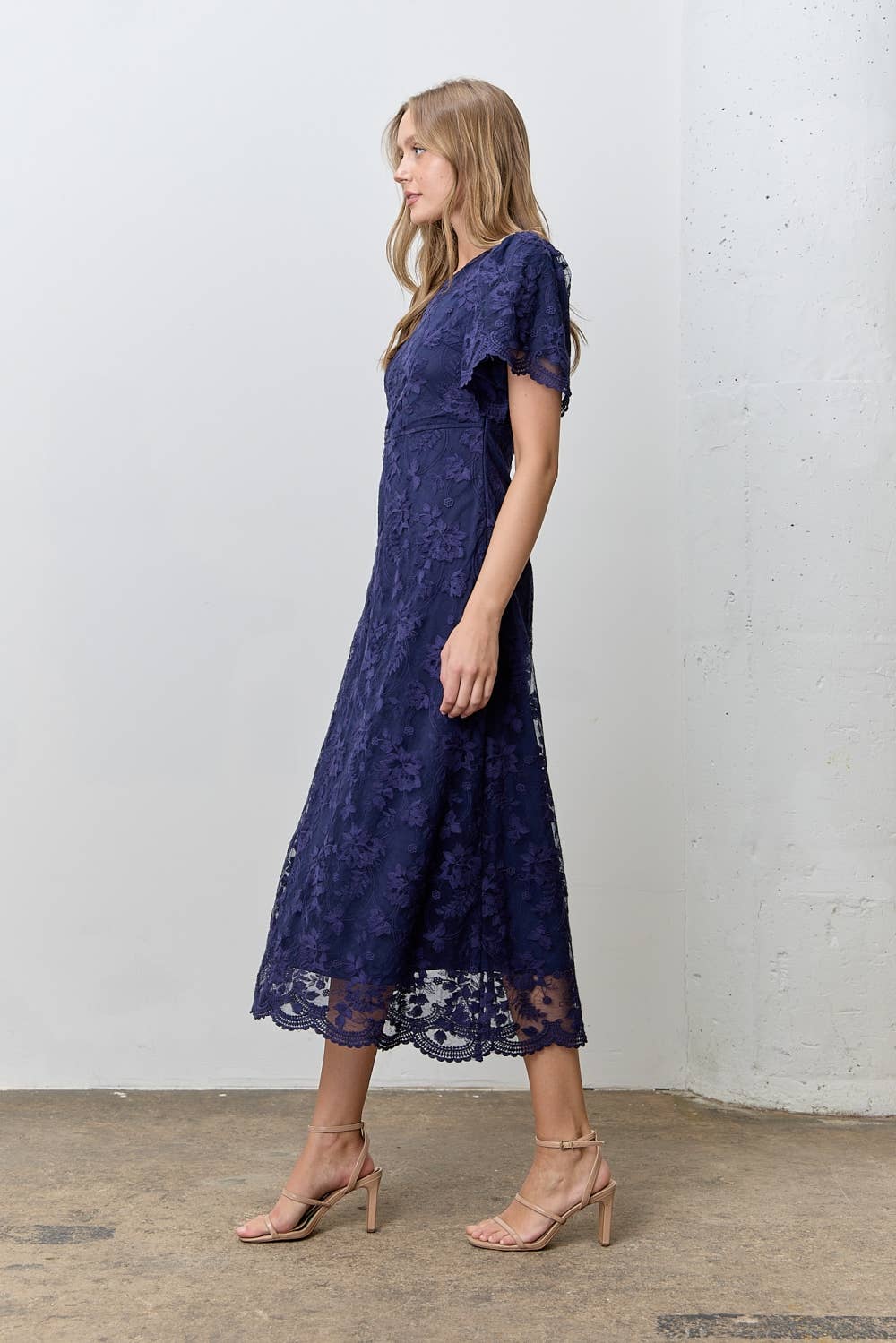 Short Sleeve Lace Midi Dress