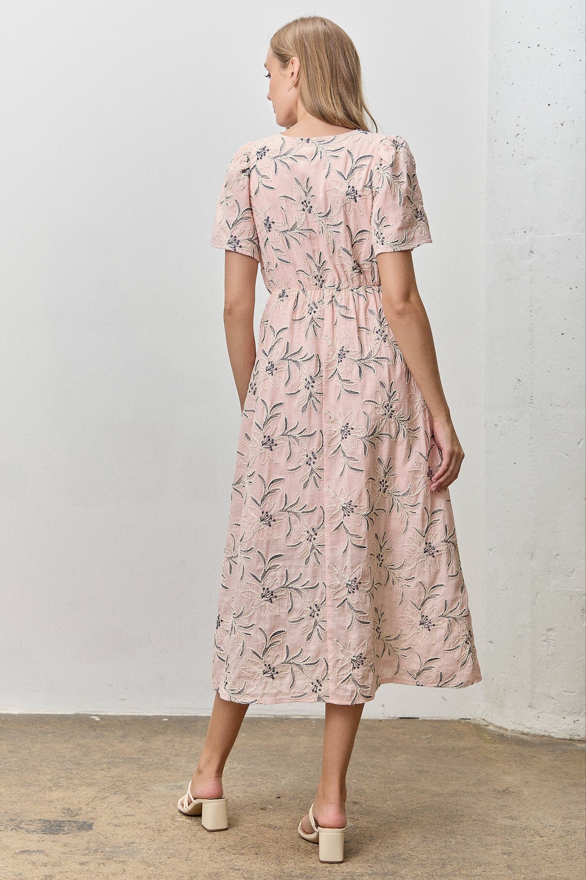 Floral Embroidered Midi Dress(extended sizes)
