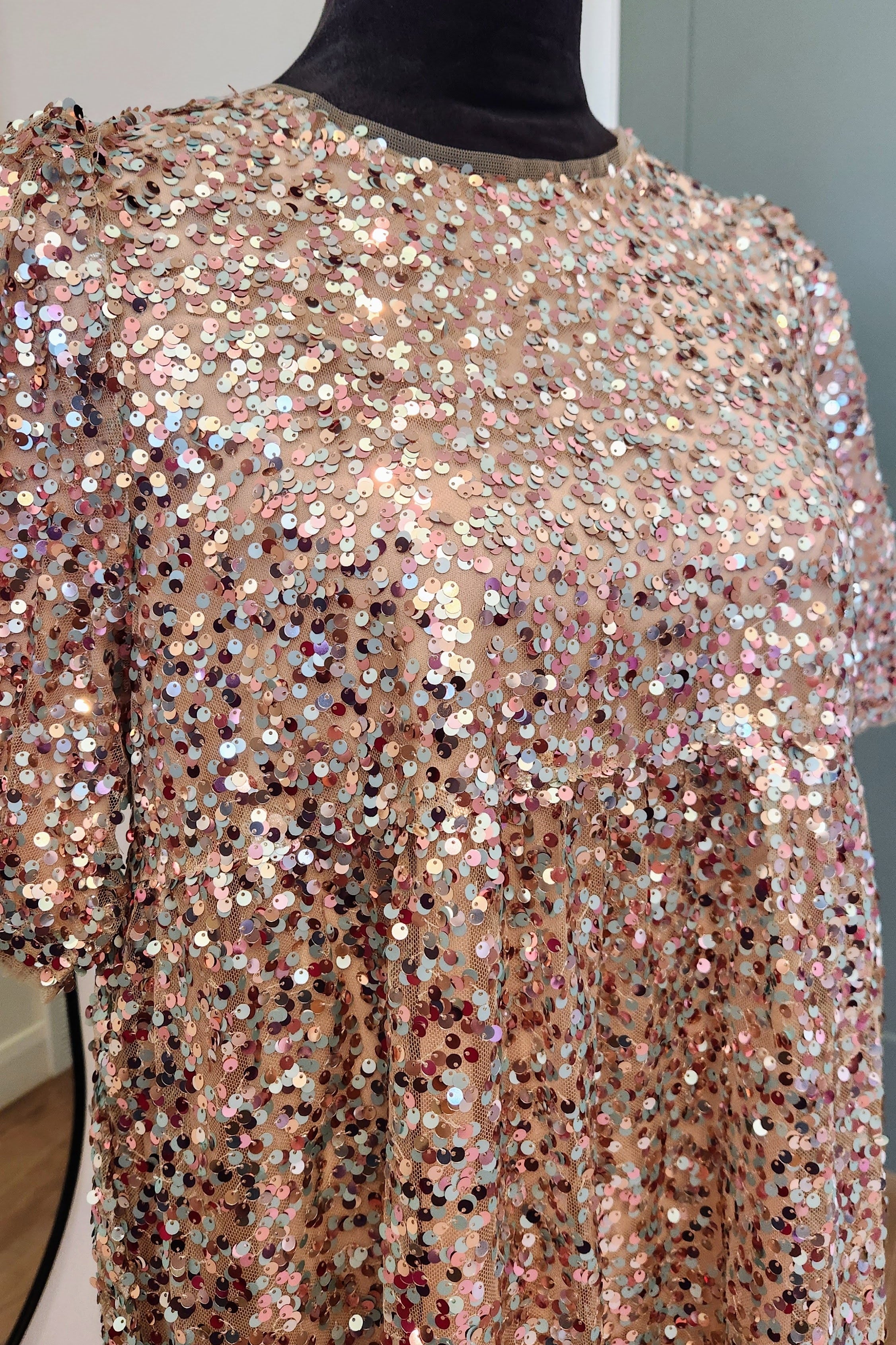 rose gold sequin shift dress tiered round neck puff sleeves