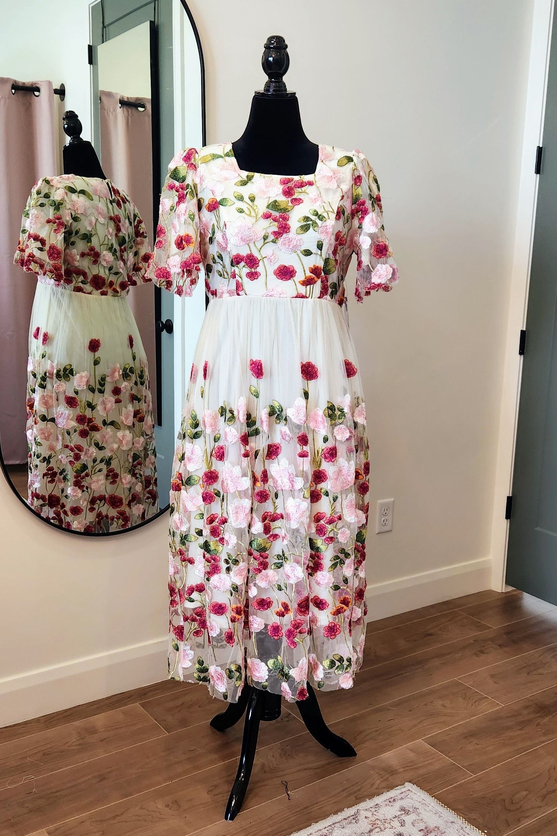 Piper & Scoot Floral Embroidered Square Neck Tulle Midi Dress (Copy)