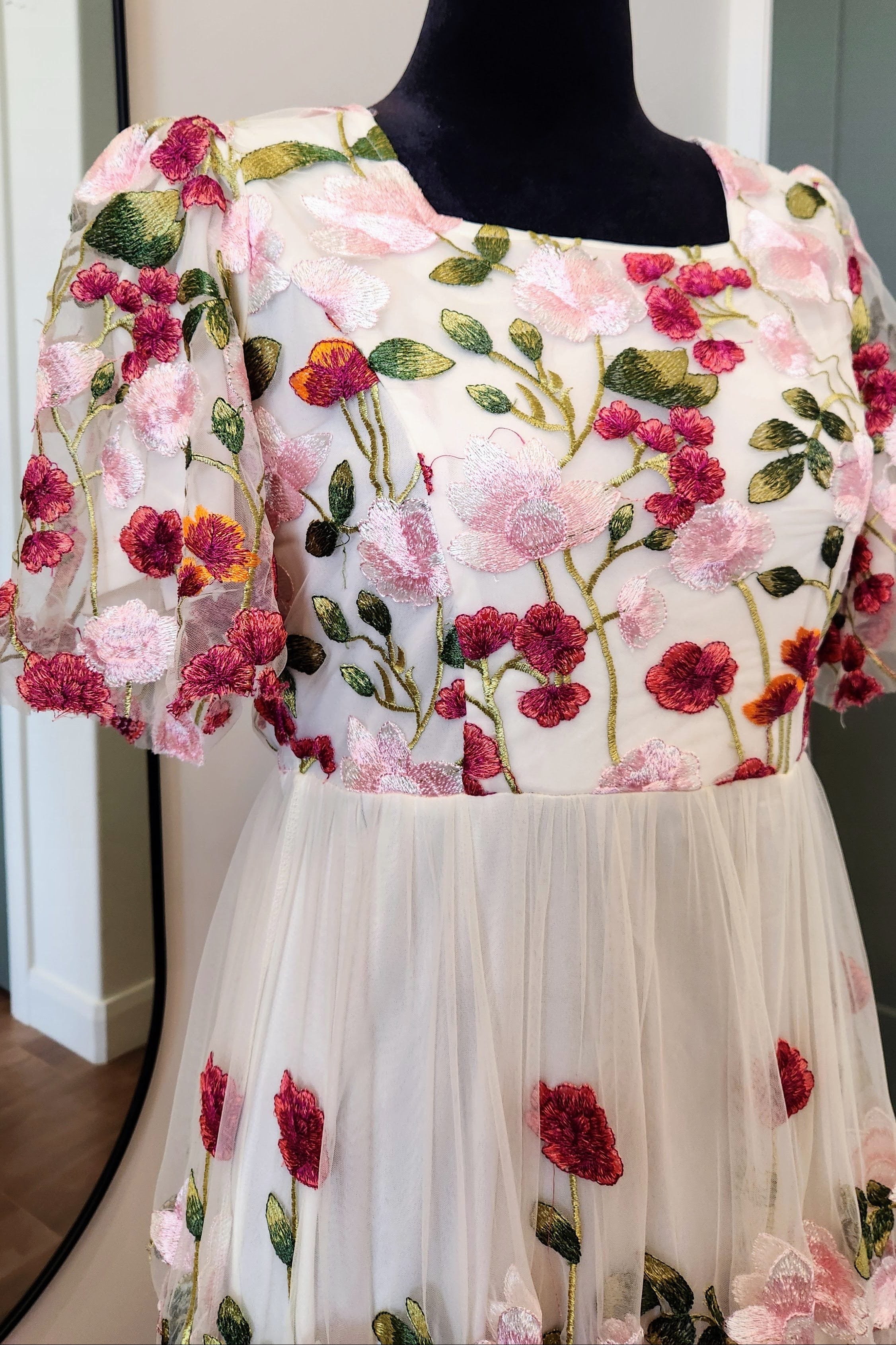 Piper & Scoot Floral Embroidered Square Neck Tulle Midi Dress (Copy)