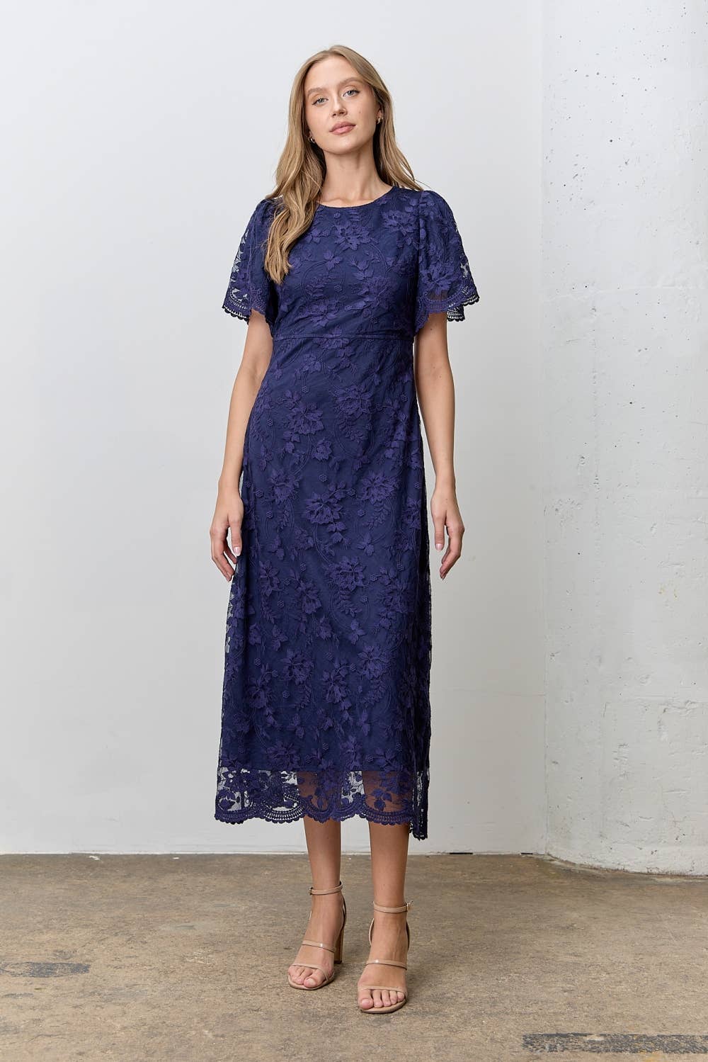 Short Sleeve Lace Midi Dress