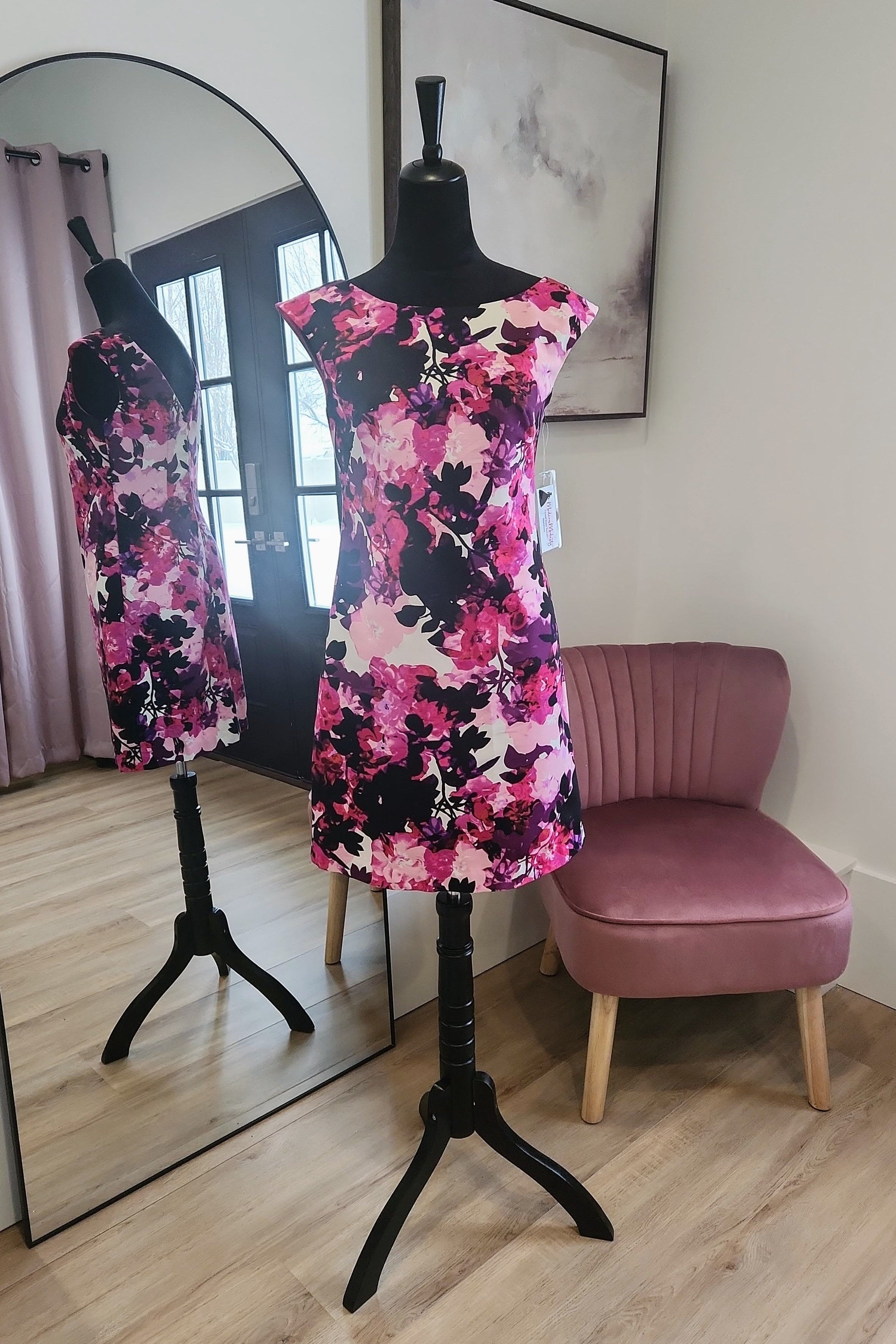 Pink & Black Sleeveless Shift Dress