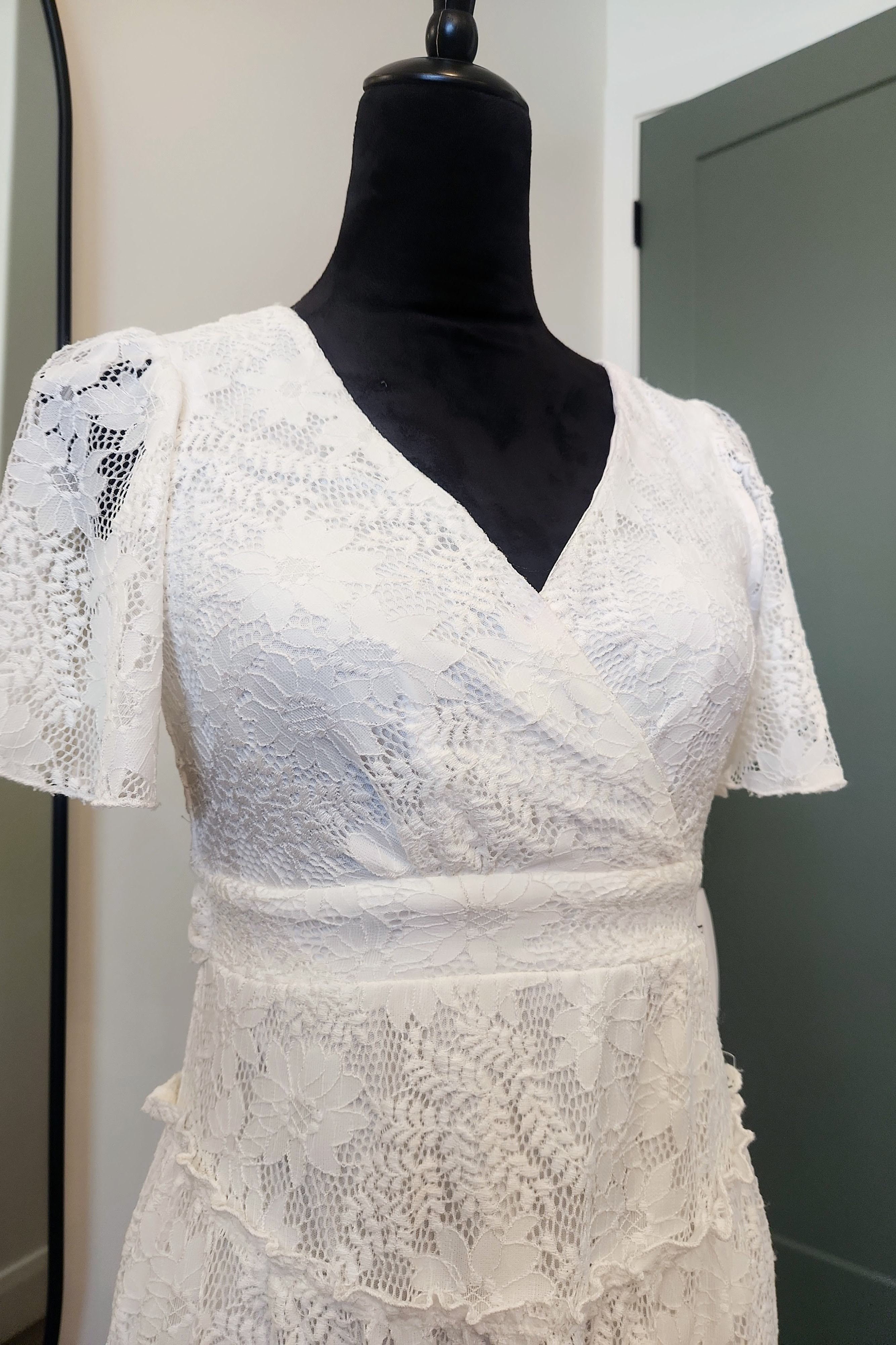 White Lace Flutter Sleeve Tie-Waist Dress