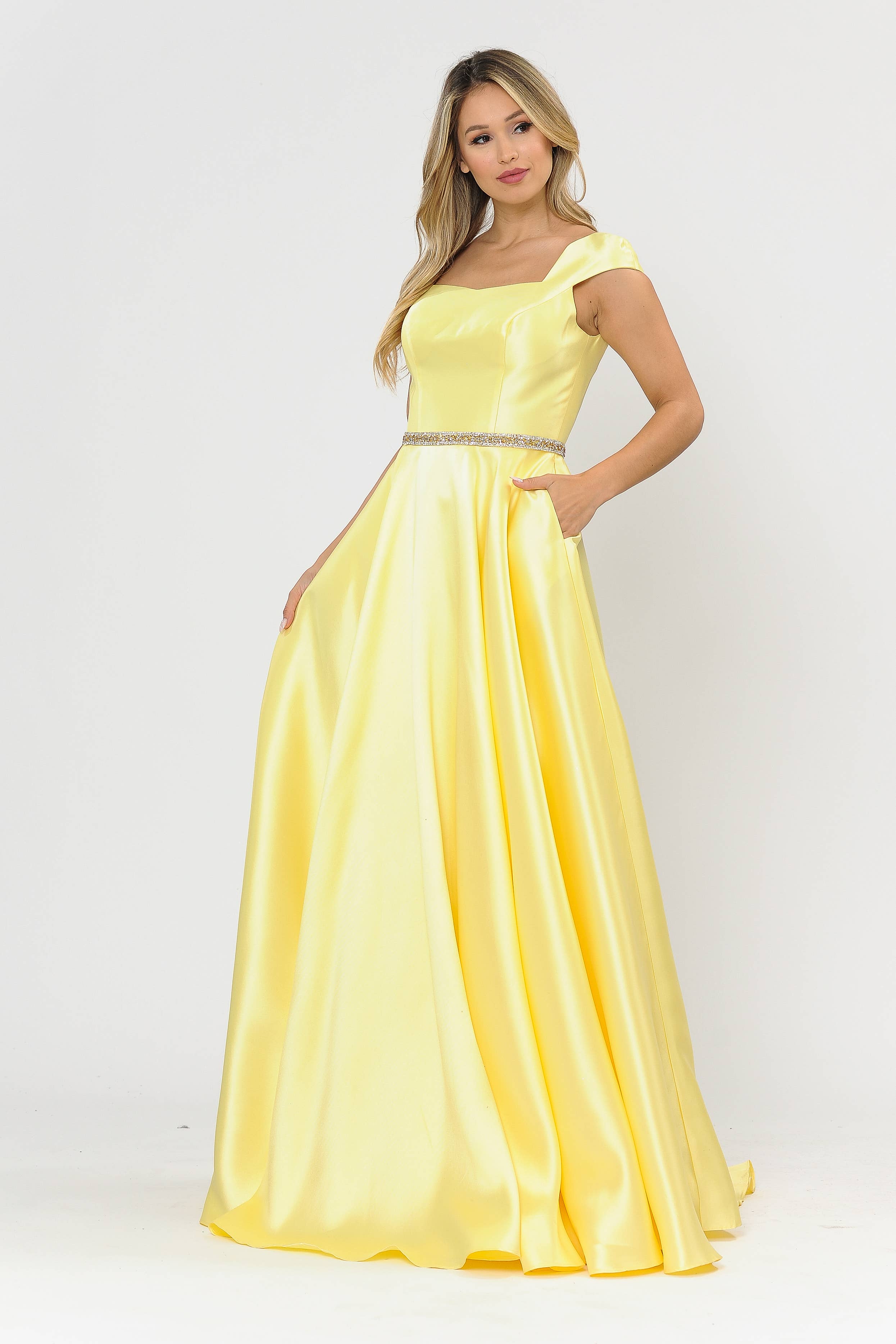Mikado Ballgown