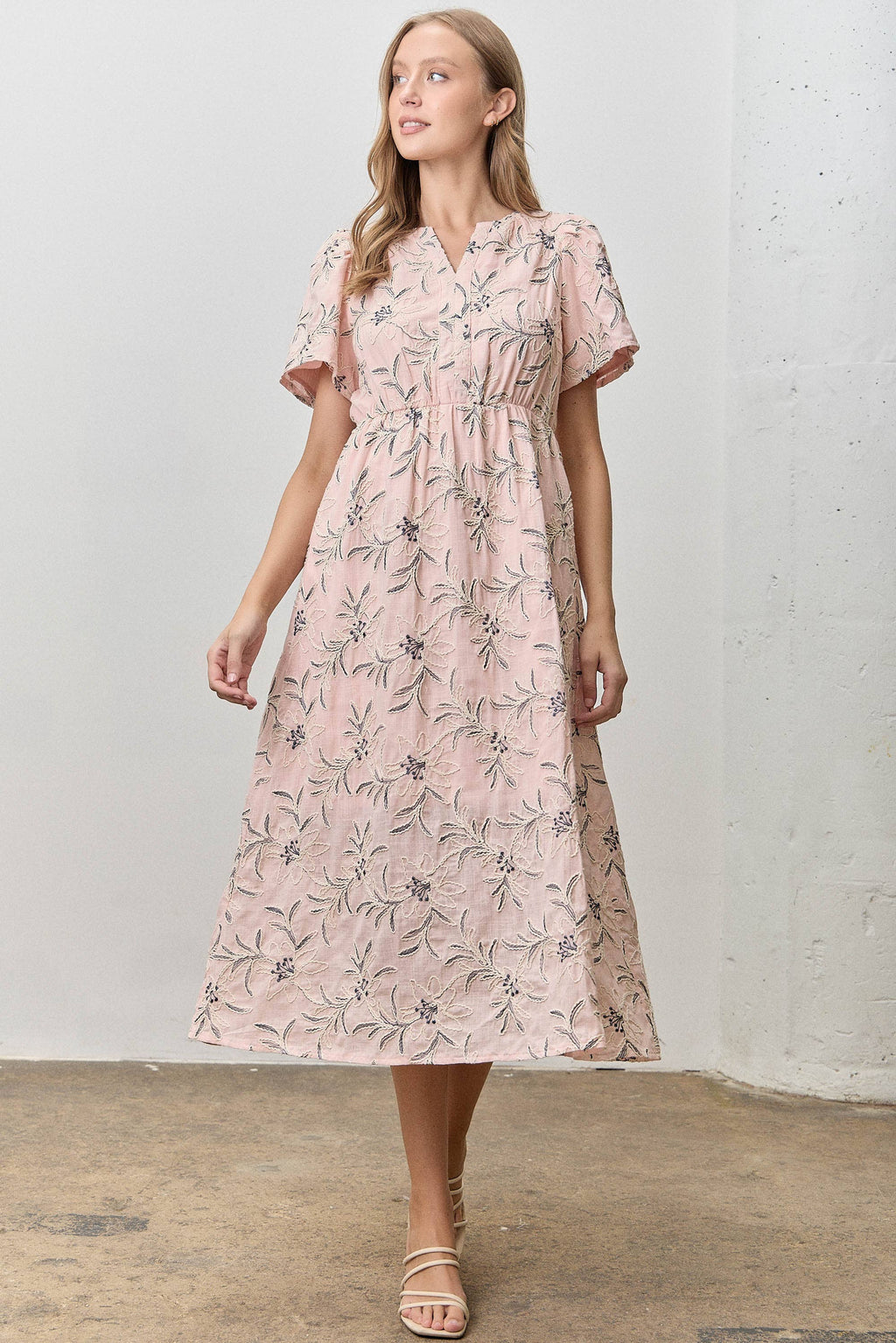 Floral Embroidered Midi Dress(extended sizes)