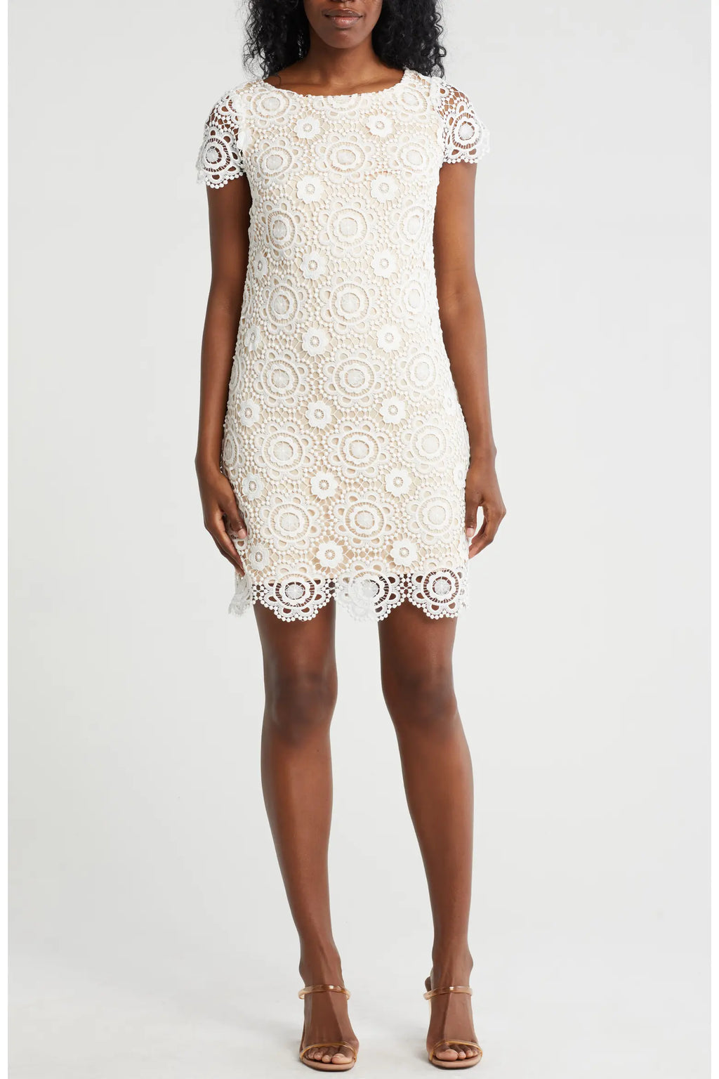 Scalloped Lace Bodycon Dress