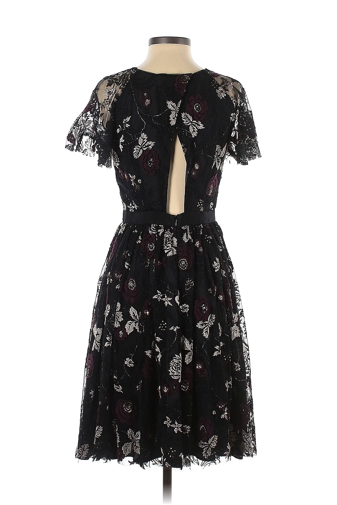 Slate & Willow Floral Embroidered Dress